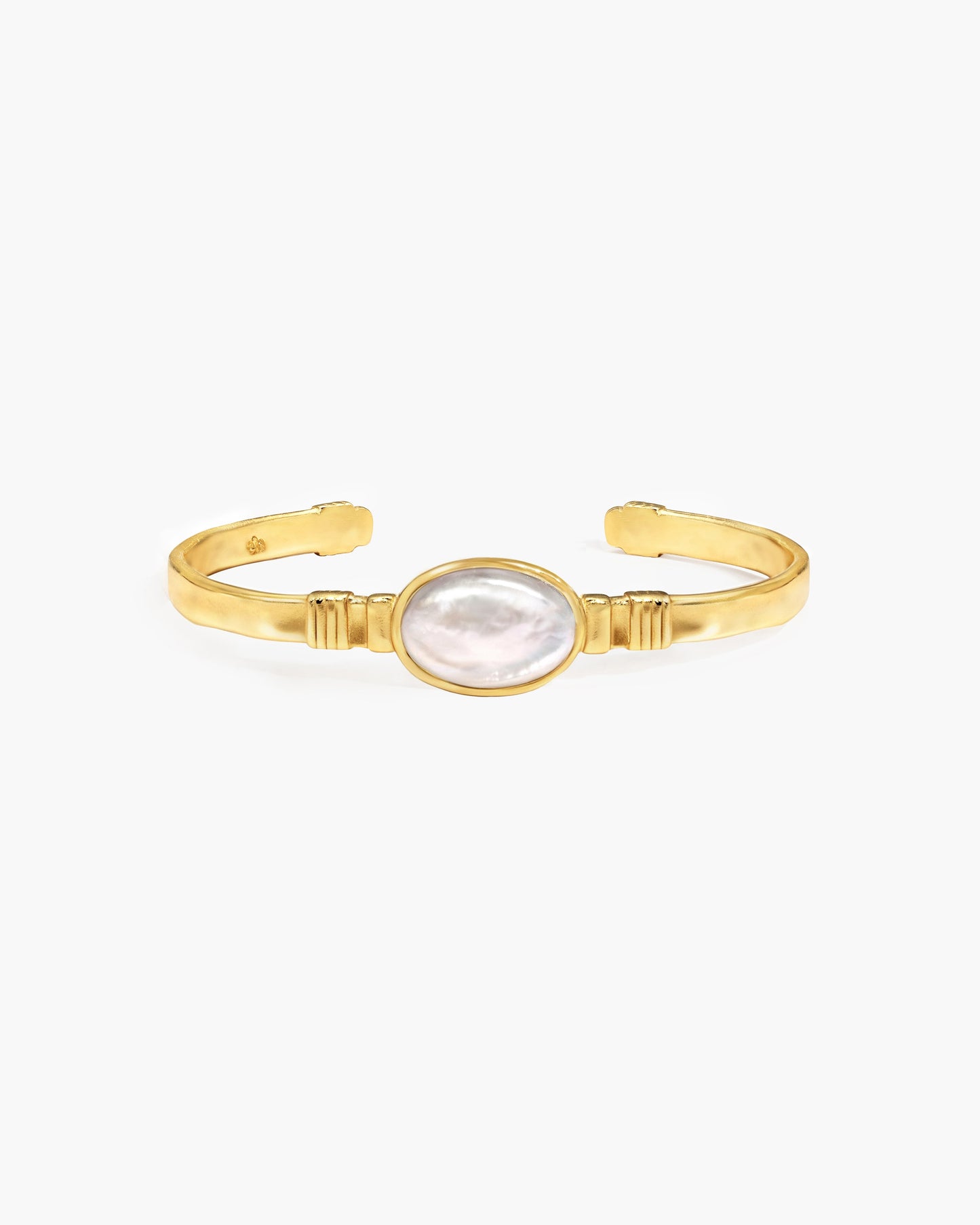 Liquid Oval Pearl Bangle