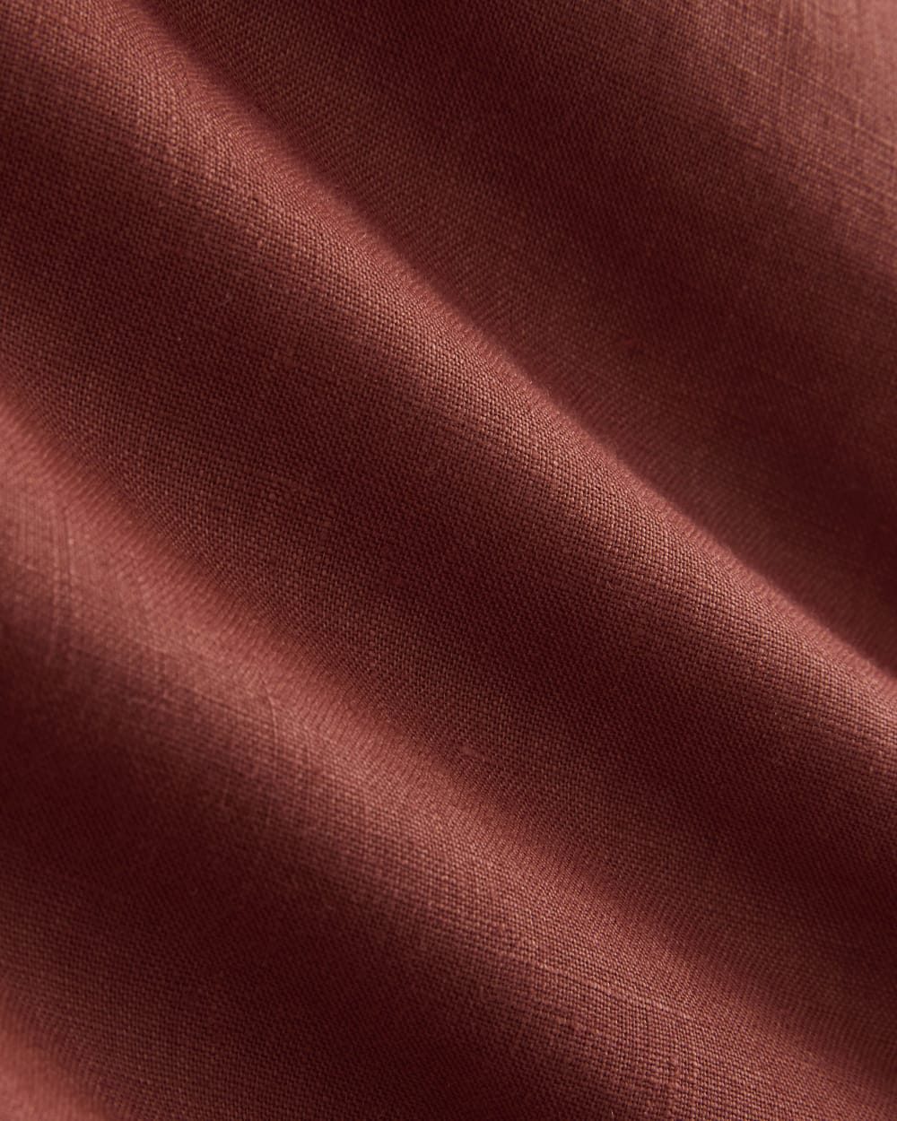 Scalloped Edge Short in Linen | Henna Red