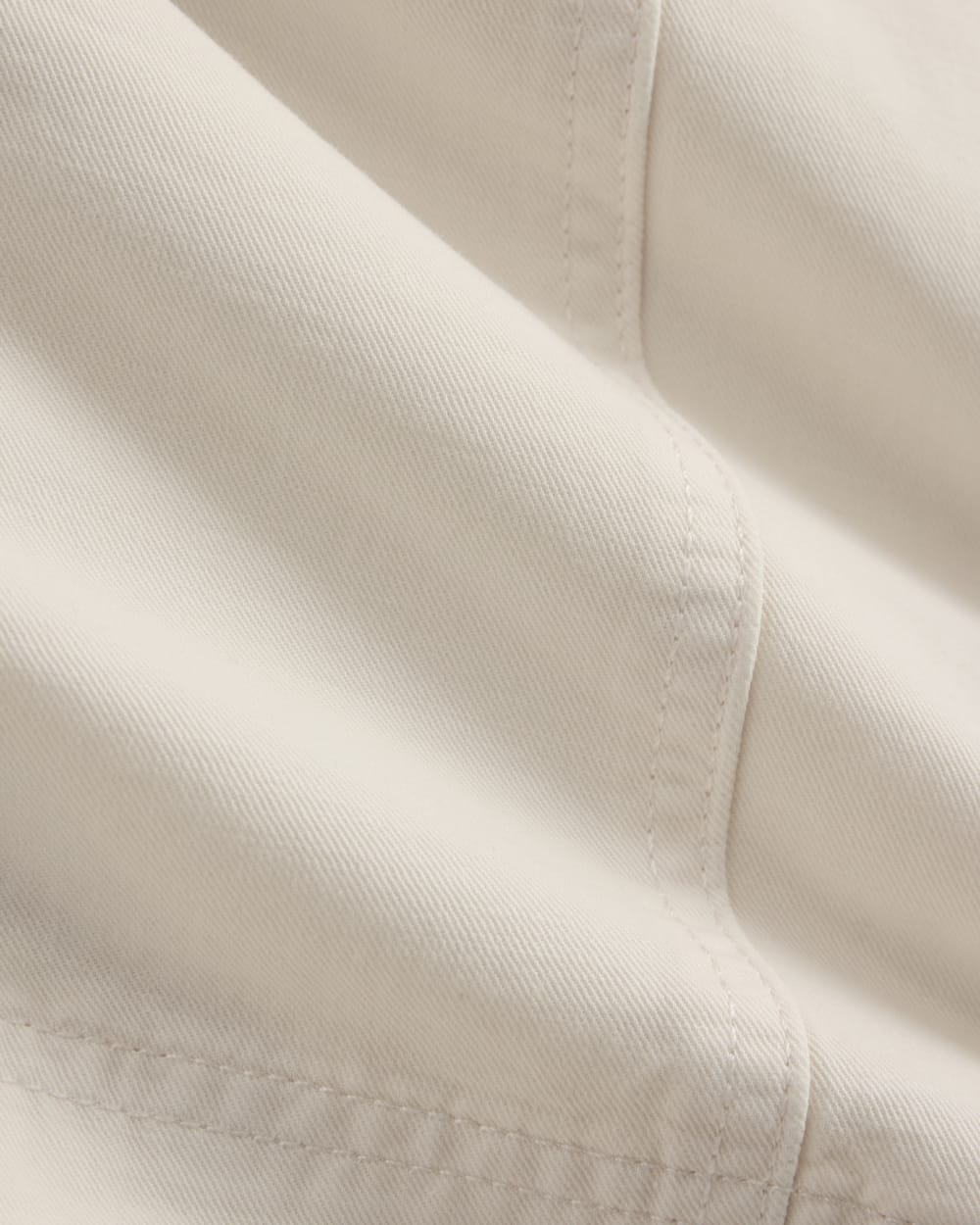 Seamed Everywhere Short | Bone