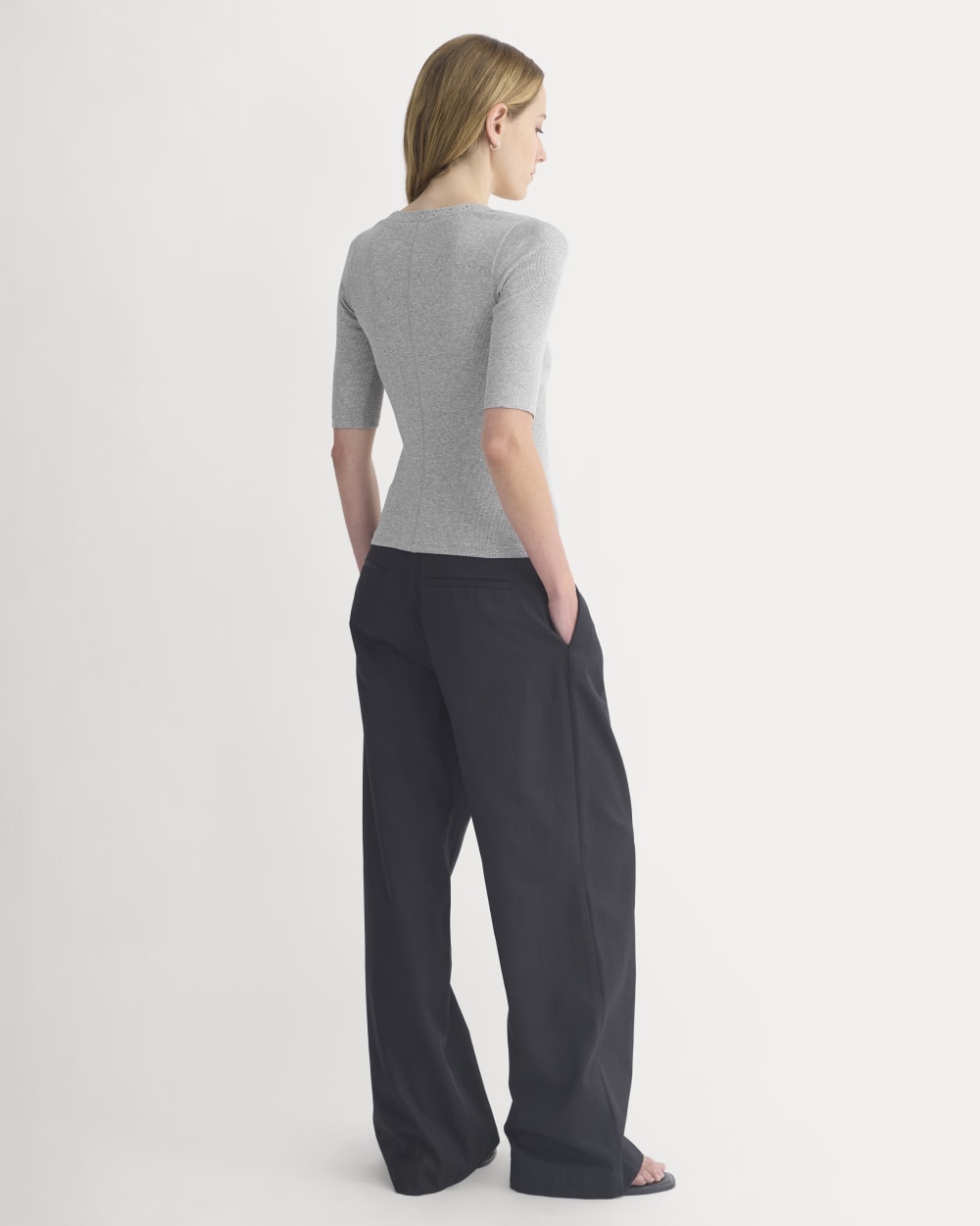 Luxe Rib V-Neck Henley | Heathered Light Grey