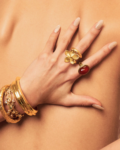 Mystique Ring in Gold