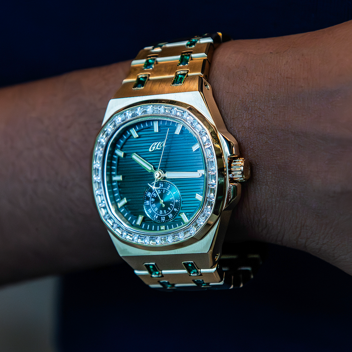 39MM Visionary Iced Emerald Stone Band Watch - Yellow Gold