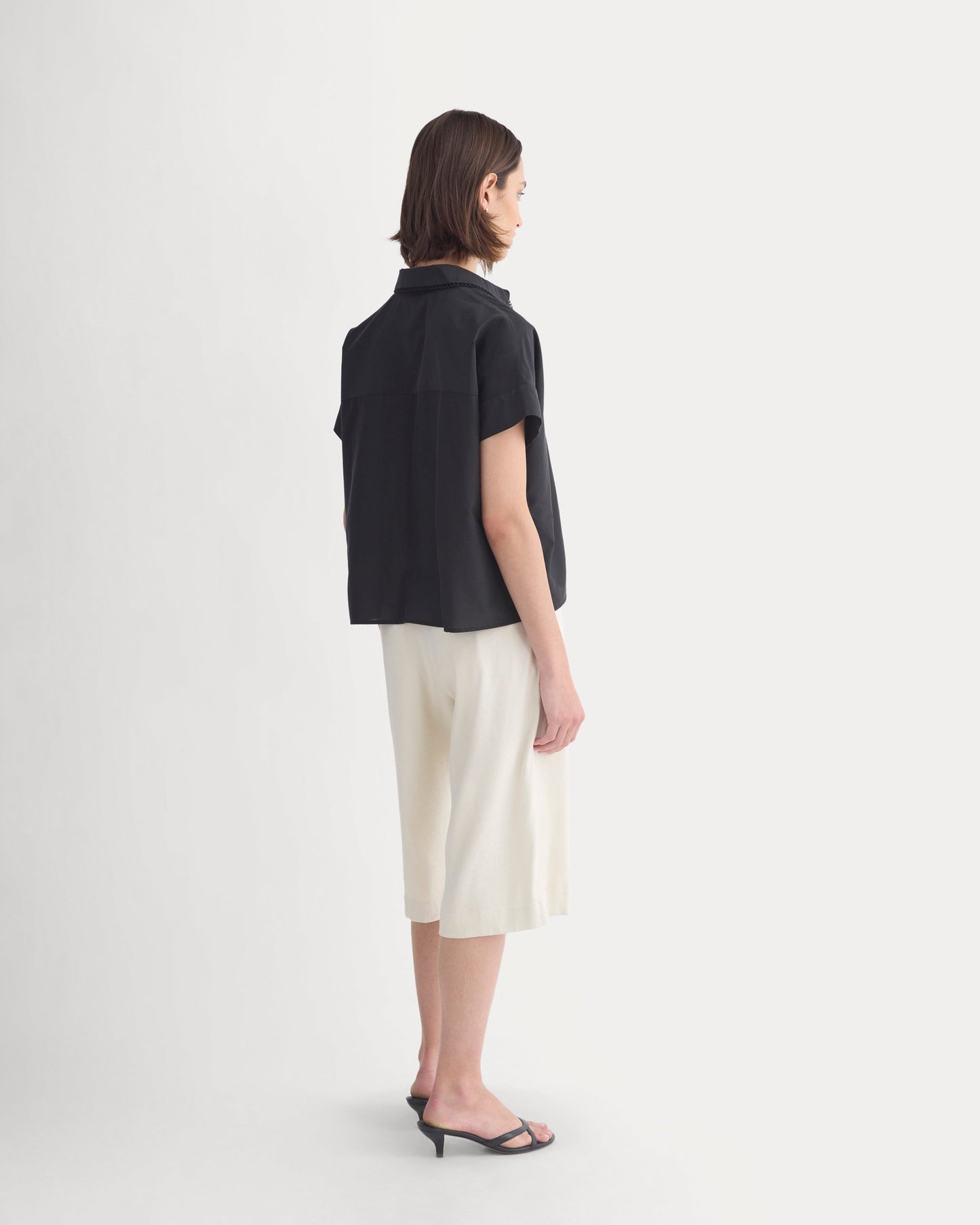 Scalloped-Collar Square Shirt | Black