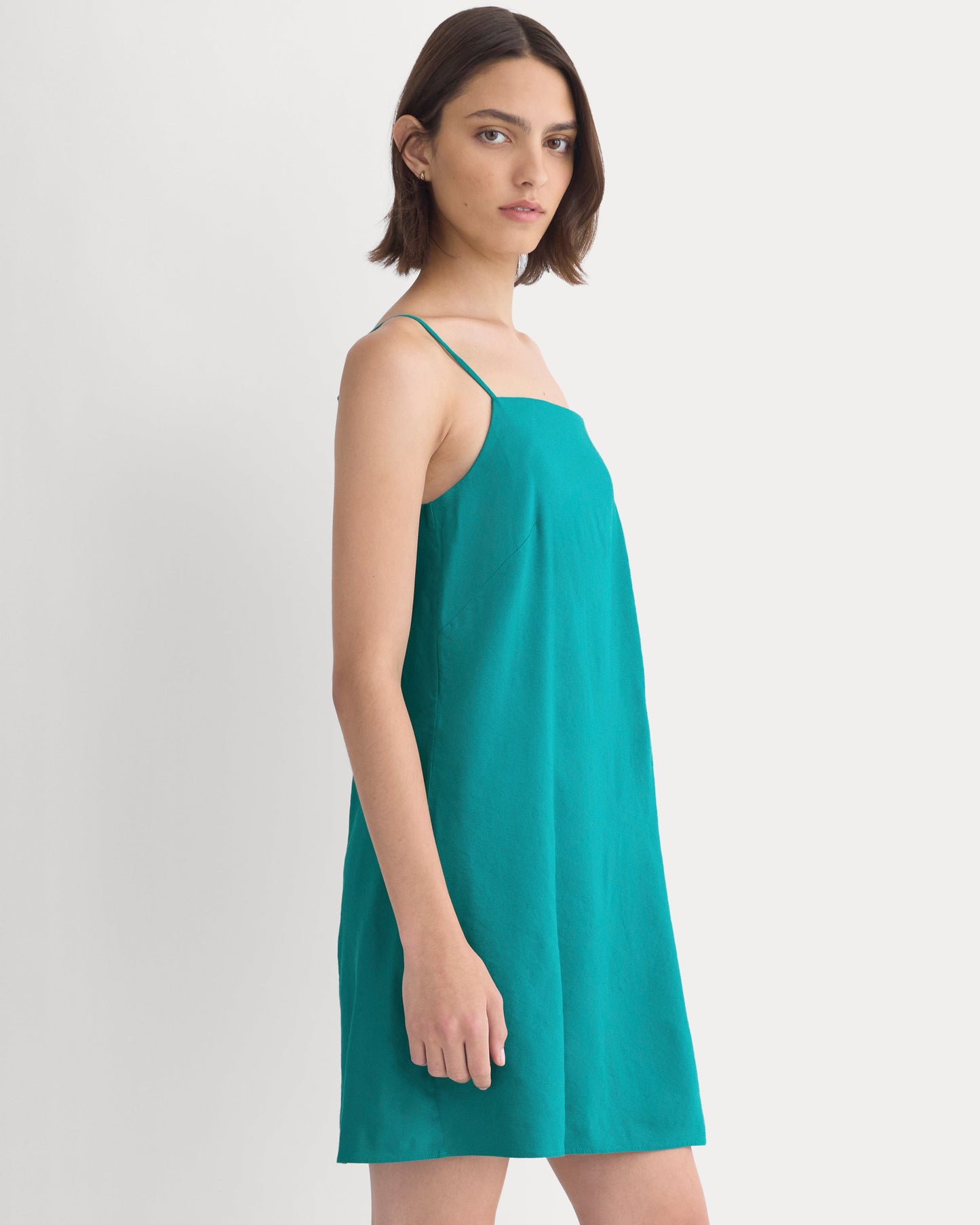 Mini Shift Dress in Stretch Linen | Everglade
