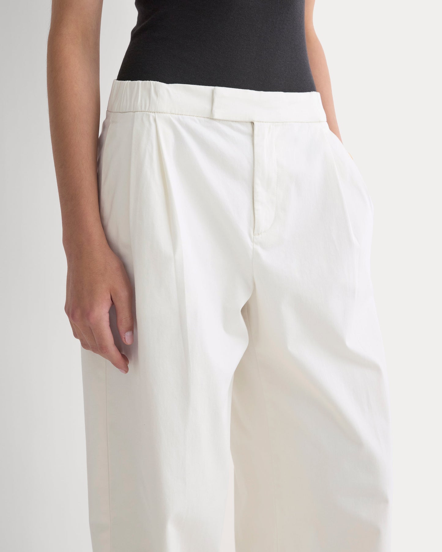 Barrel-Leg Pant in Organic Cotton Sateen | Bone