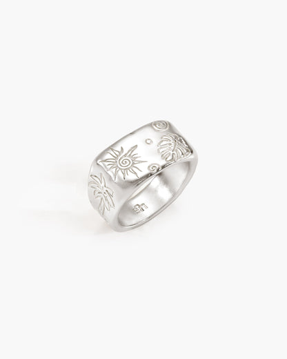 Palma Signet Ring in Silver