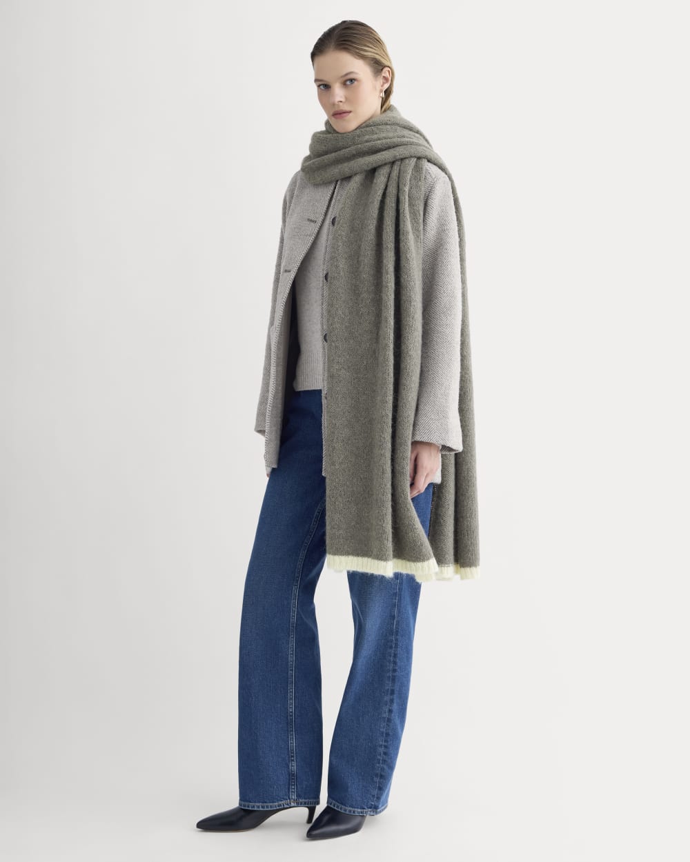 Plush Alpaca Scarf | Mid Grey Heather/ Bone