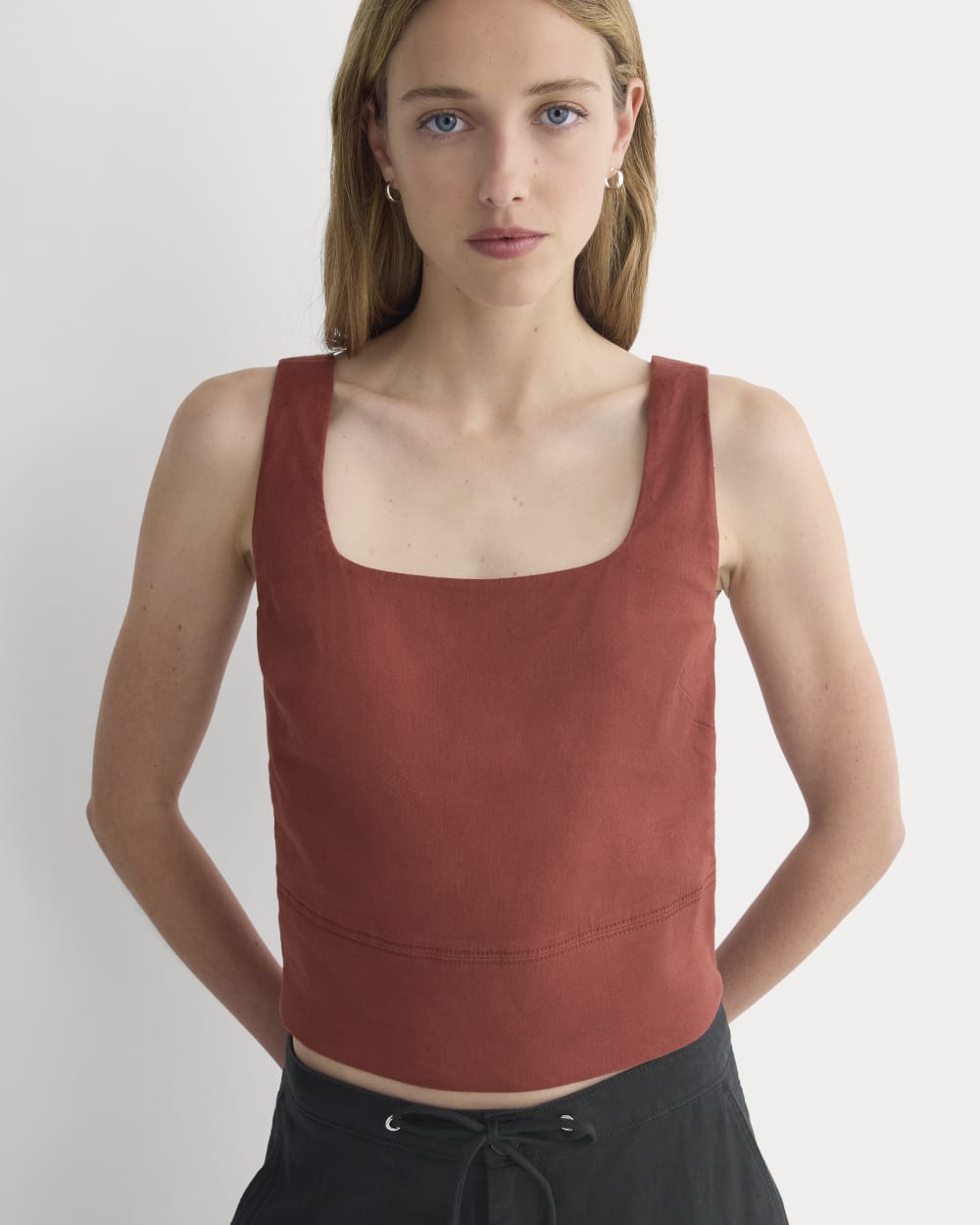 Square Tank in Stretch Linen | Henna Red