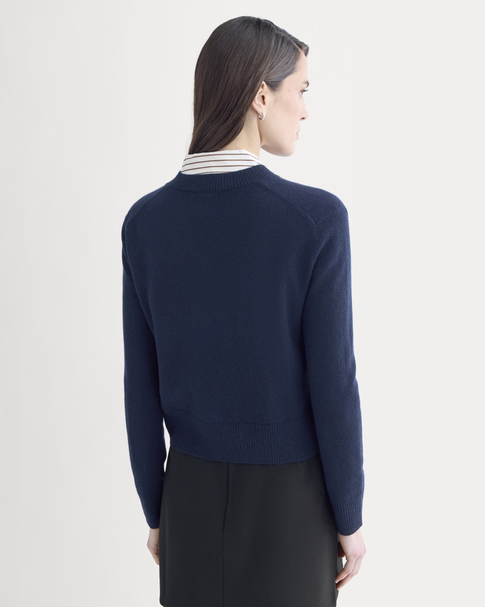 Cashmere Cropped High-V Sweater | Navy
