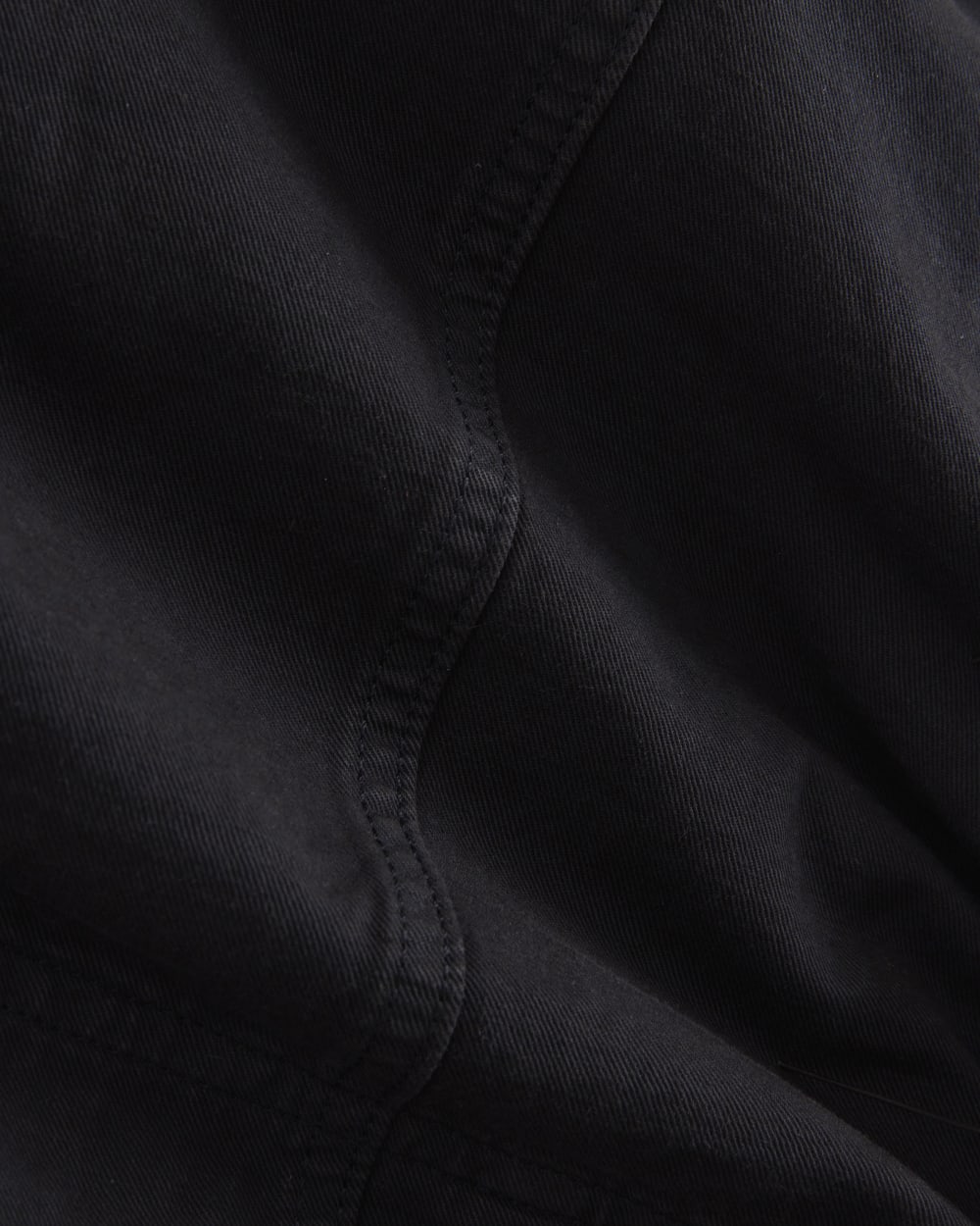 Seamed Everywhere Short | Black