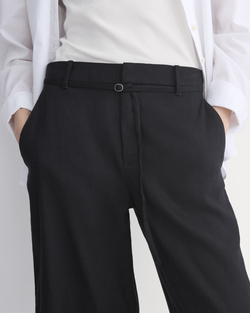 Long Tailored Short in Stretch Linen | Black