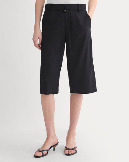 Long Tailored Short in Stretch Linen | Black