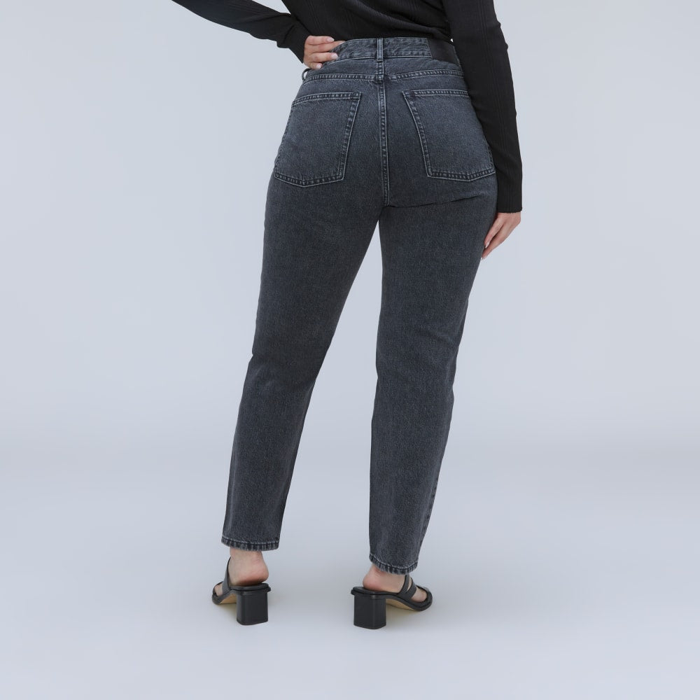 The '90s Cheeky Hourglass Jean | Washed Black | 28.5" Inseam