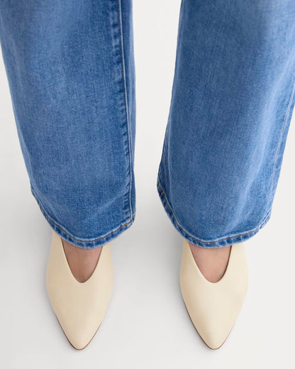 Made in Italy Almond-Toe Pump | Crema