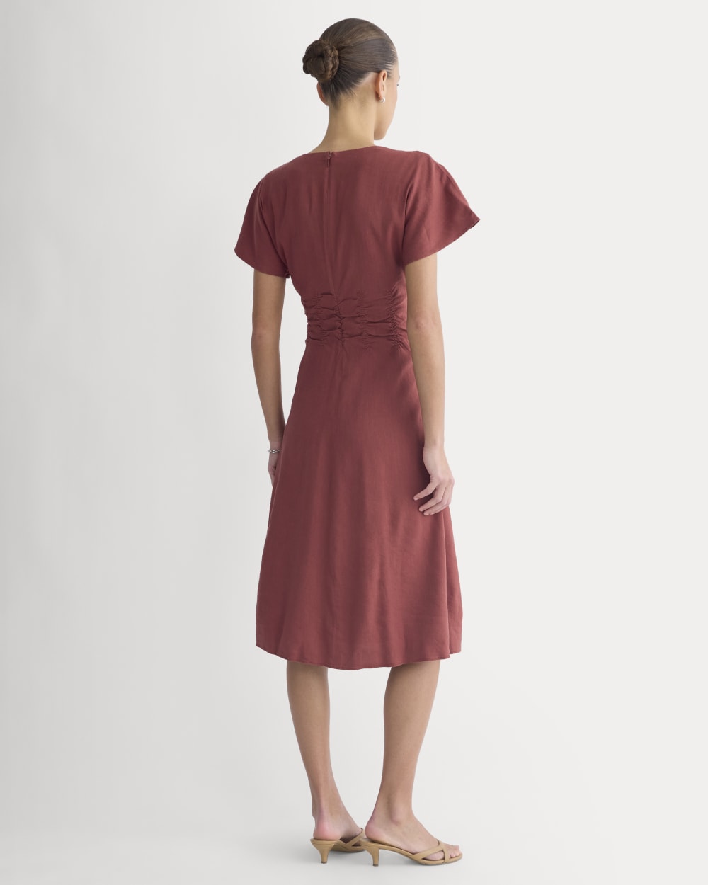 Cinched Dress in Stretch Linen | Henna Red