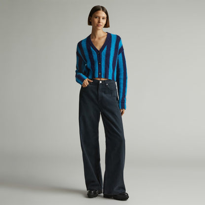 The Alpaca V-Neck Cropped Cardigan | Horizon Blue / Ocean Cavern