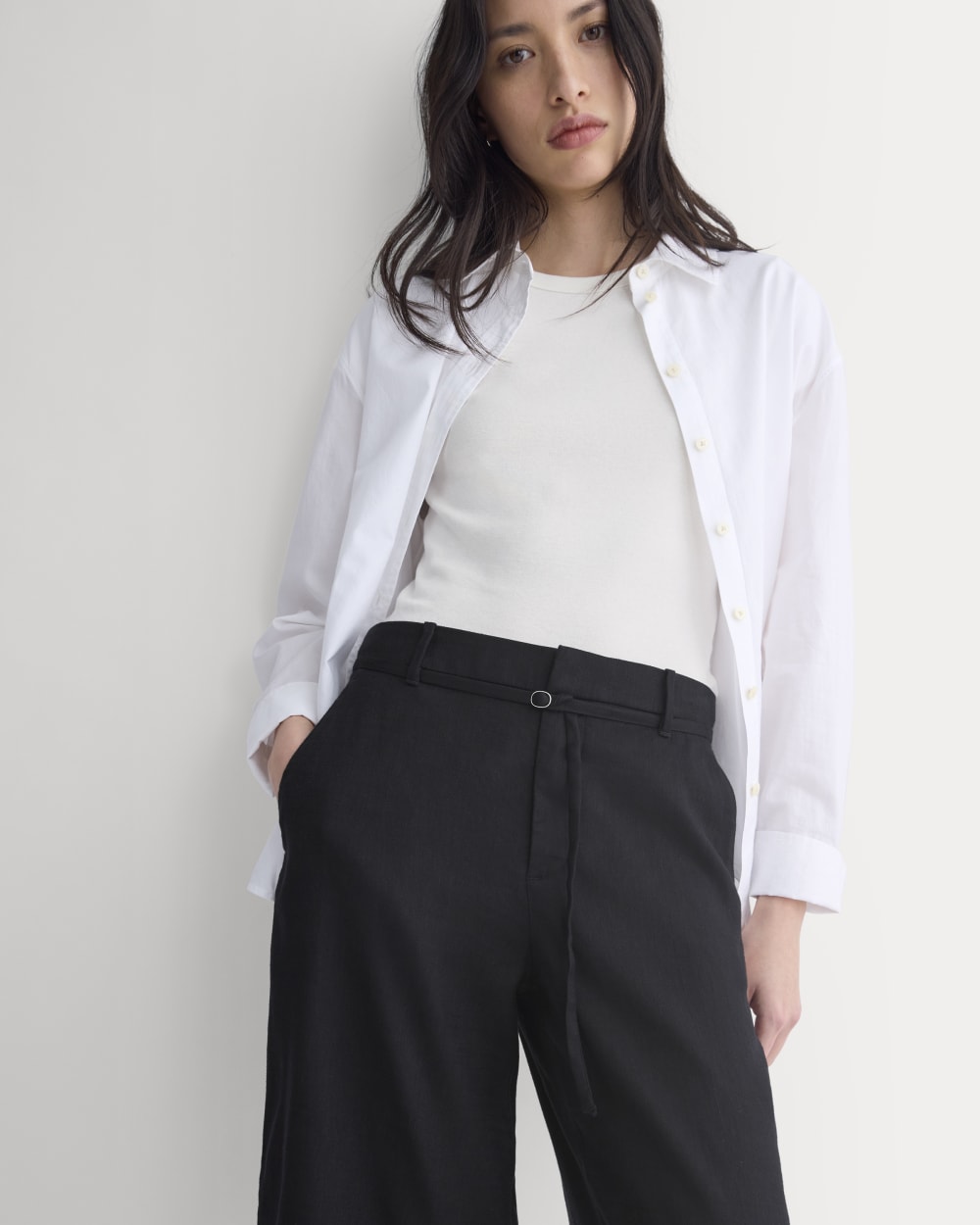 Long Tailored Short in Stretch Linen | Black