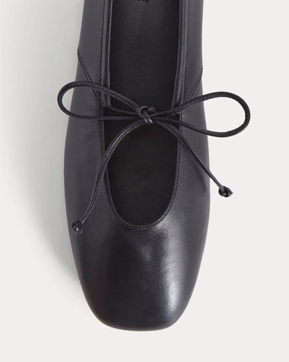 Leather Keyhole Flat | Black