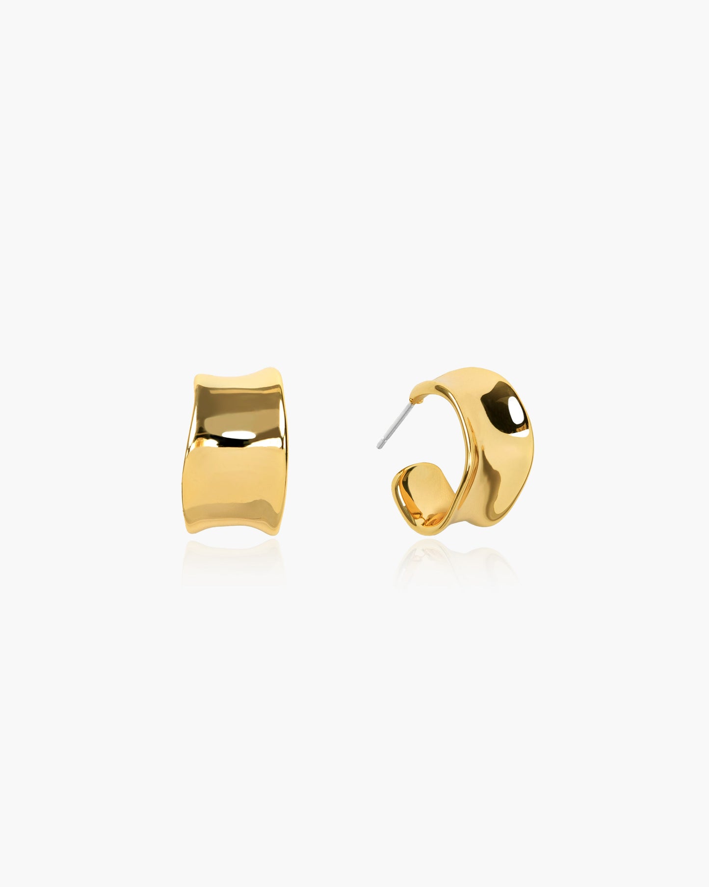 Chunky Flowy Hoop Earrings in Gold