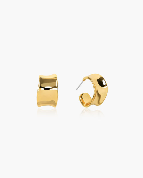 Chunky Flowy Hoop Earrings in Gold
