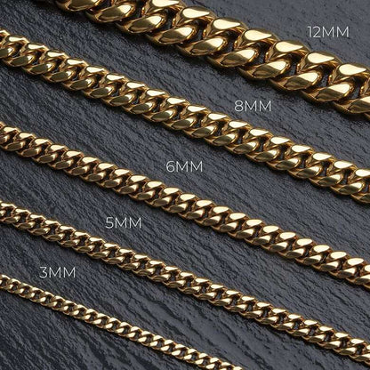 Cloister Link Chain in Yellow Gold