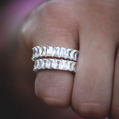 Baguette Ring in Yellow Gold