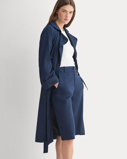 Long Tailored Short in Stretch Linen | Navy