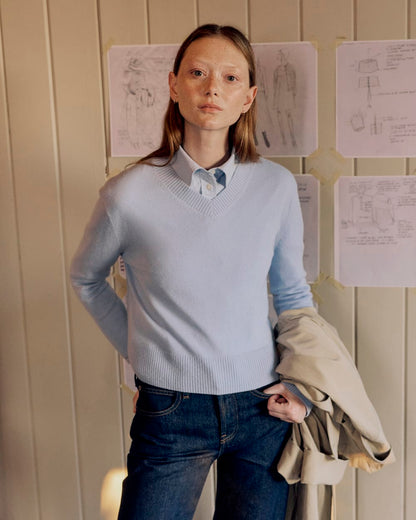 Cashmere Cropped High-V Sweater | Open Air Blue
