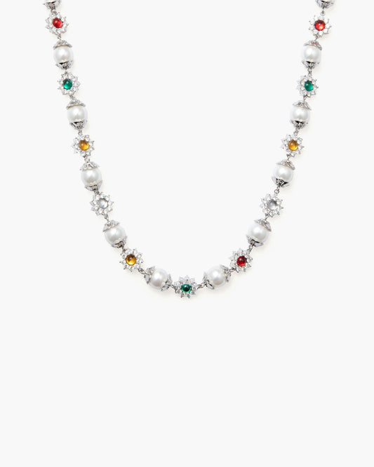 Daisy Pearl Necklace in Silver
