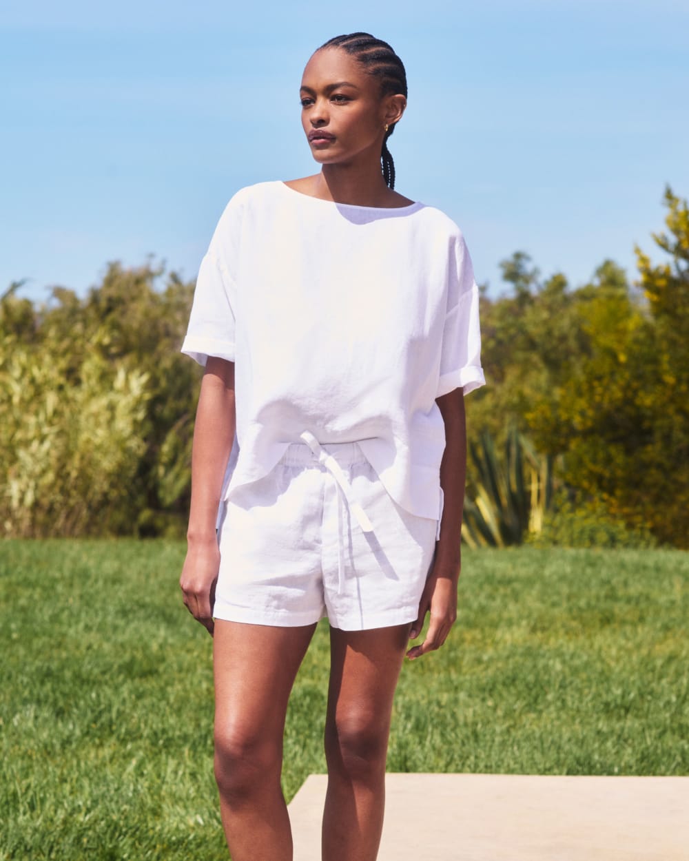 The Boatneck Top in Linen | White