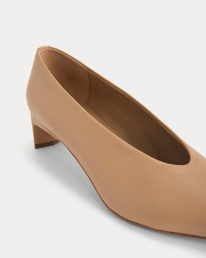 Made in Italy Almond-Toe Pump | Affogato
