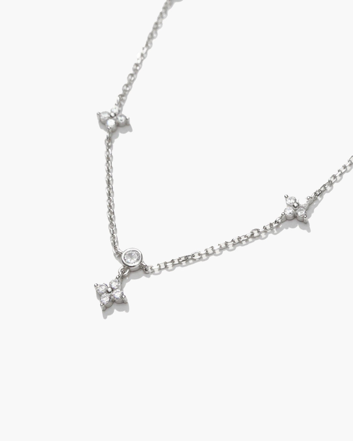 Lucky Clover Necklace in Silver